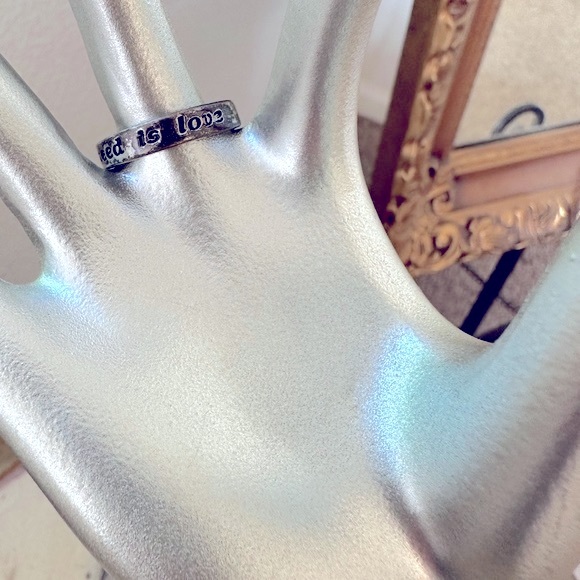 Vintage Silver Love Band Ring - Picture 1 of 13